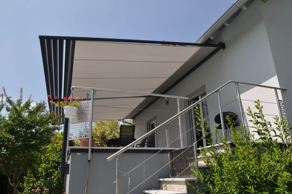 Pergola dans le VAR : prolongez l’été avec SARL Varenov